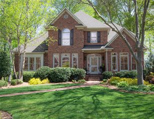 162 N Hiddenbrooke Drive, Advance, NC 27006