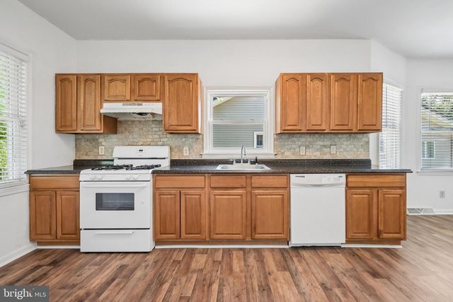311 HAZEL AVE, Westville, NJ 08093