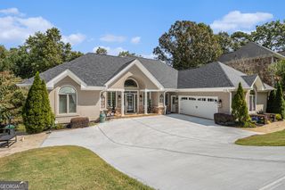 806 Southern Shore Drive, Peachtree City, GA 30269
