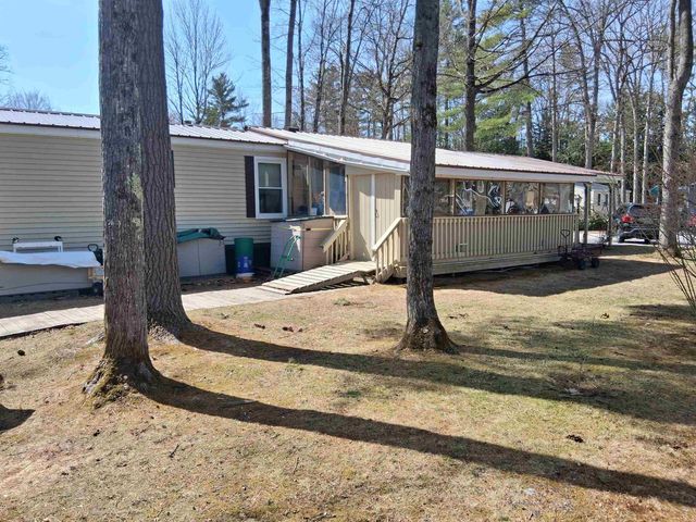 8 Cheryl Drive, Concord, NH 03303