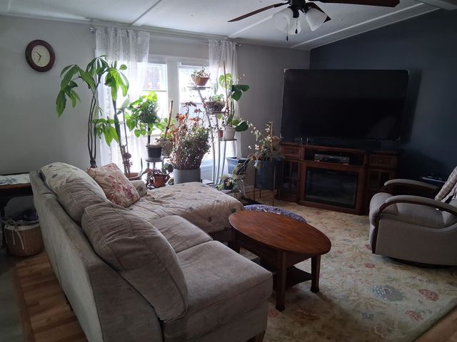 8 Cheryl Drive, Concord, NH 03303