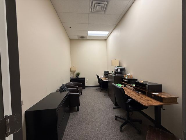 2660 E 53RD Street 2, Davenport, IA 52807