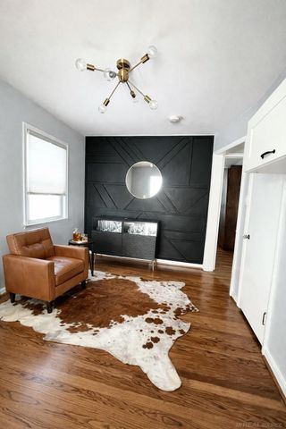 421 N Edgeworth Avenue, Royal Oak, MI 48067