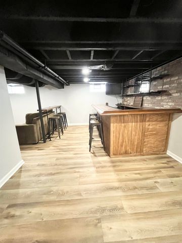 421 N Edgeworth Avenue, Royal Oak, MI 48067