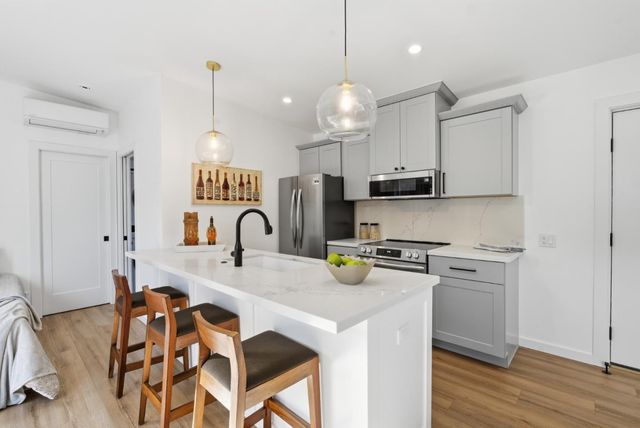 1216 Champagne Lane, San Jose, CA 95132