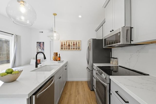 1216 Champagne Lane, San Jose, CA 95132