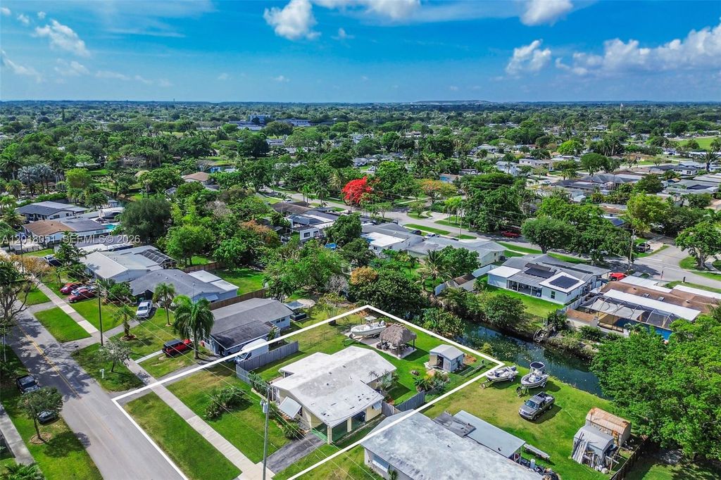 9940 Belgrade Road, Cutler Bay, FL 33157