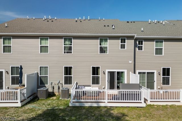 56 Owen Ct 56, Franklin Twp., NJ 08873