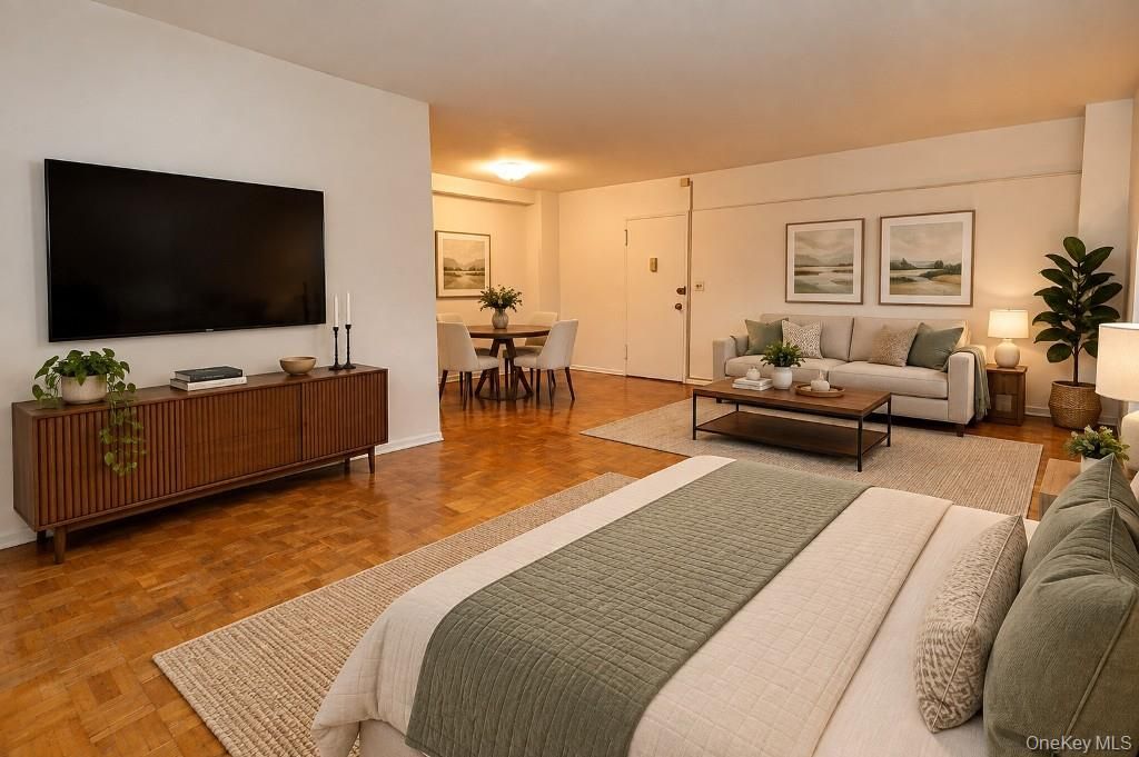 281 Garth Road B4D, Scarsdale, NY 10583 — photo 2