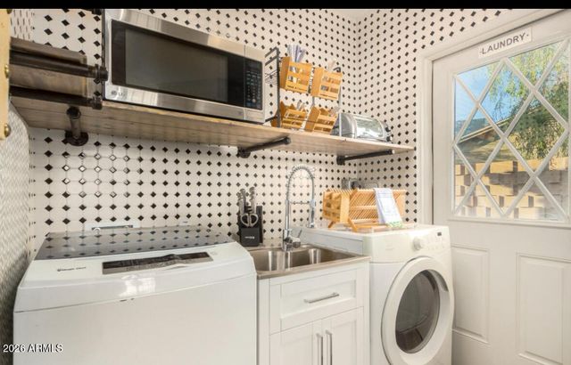 1720 N Whittier Drive, Phoenix, AZ 85006