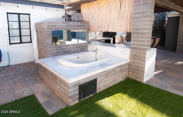 1720 N Whittier Drive, Phoenix, AZ 85006