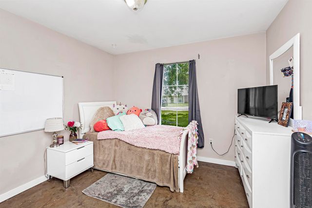 43314 N Henderson Ave, Prairieville, LA 70769