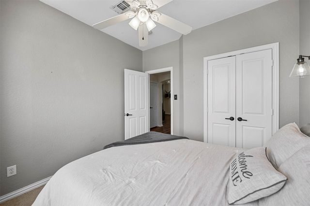 300 Silver Oak Drive, Grapevine, TX 76051