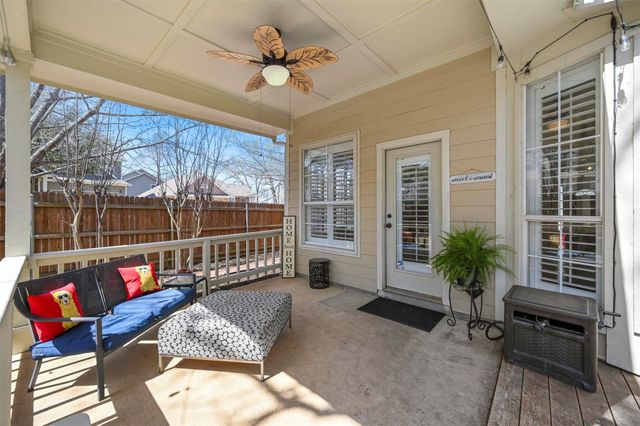 300 Silver Oak Drive, Grapevine, TX 76051