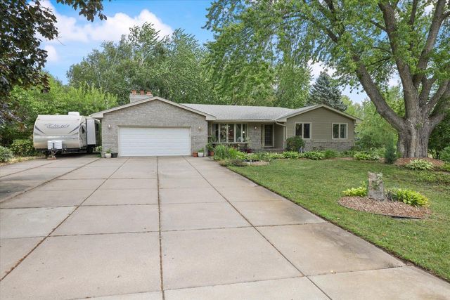 13720 Vinewood Lane N, Dayton, MN 55327