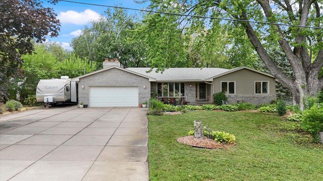 13720 Vinewood Lane N, Dayton, MN 55327