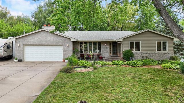 13720 Vinewood Lane N, Dayton, MN 55327