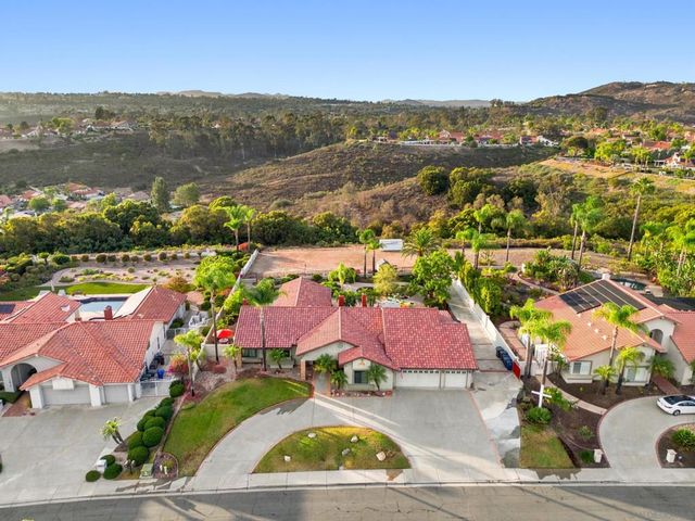 12834 Rockwell, Poway, CA 92064