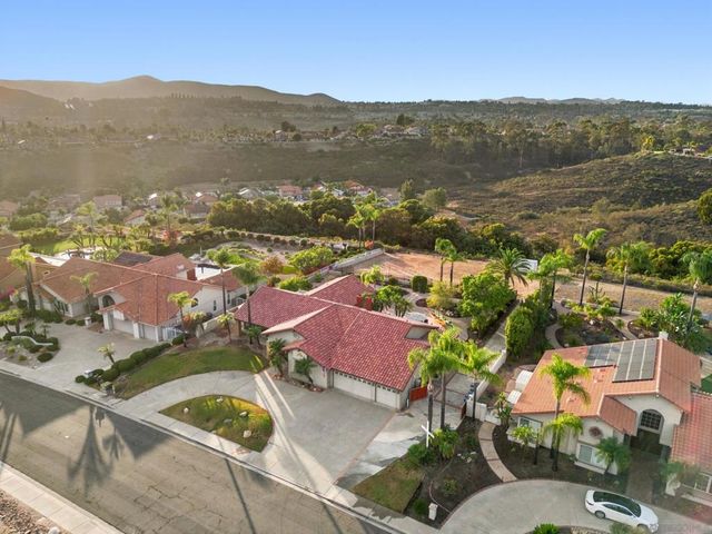12834 Rockwell, Poway, CA 92064
