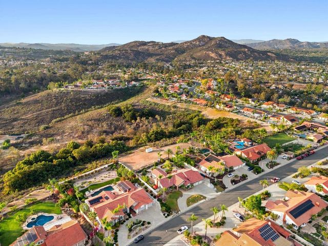 12834 Rockwell, Poway, CA 92064
