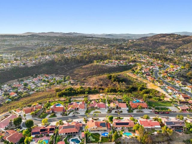12834 Rockwell, Poway, CA 92064