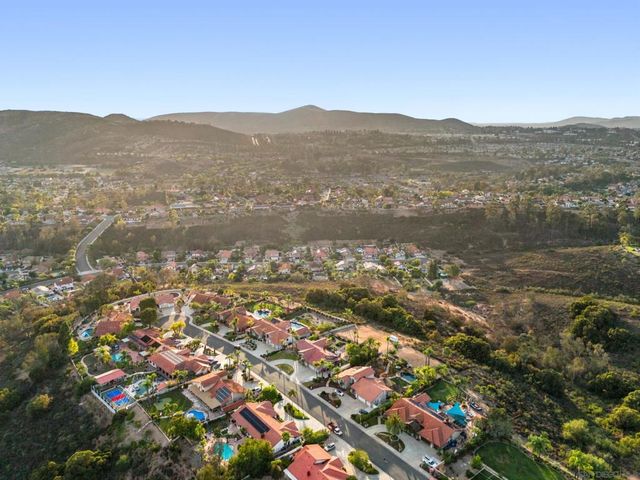 12834 Rockwell, Poway, CA 92064