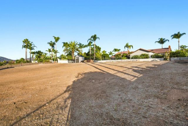12834 Rockwell, Poway, CA 92064