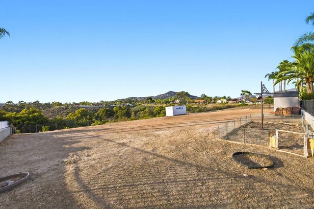 12834 Rockwell, Poway, CA 92064