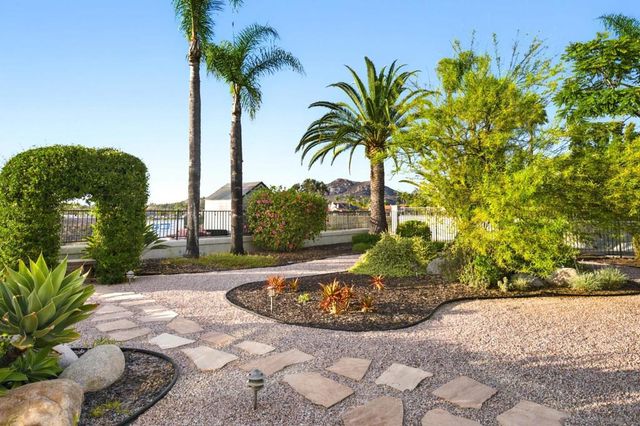 12834 Rockwell, Poway, CA 92064