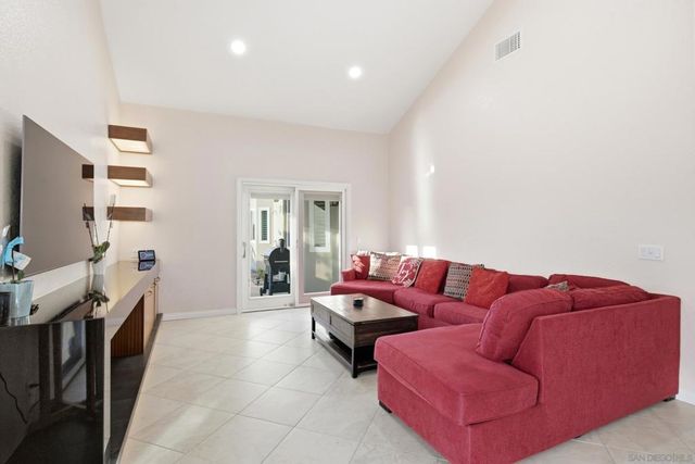 12834 Rockwell, Poway, CA 92064