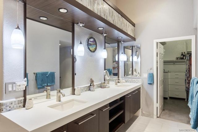 12834 Rockwell, Poway, CA 92064