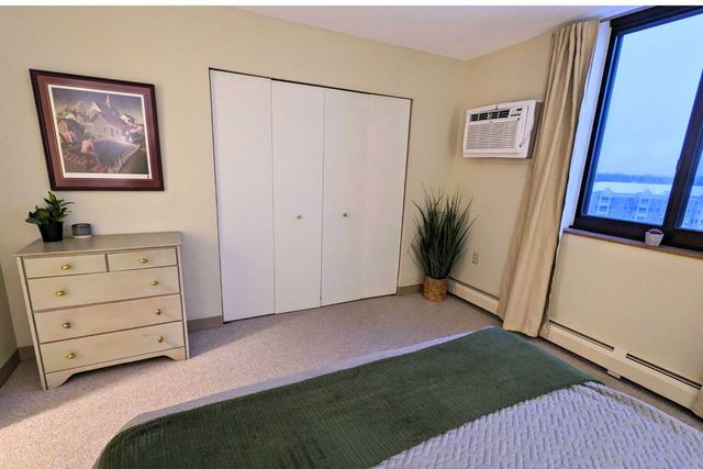 6500 Woodlake Drive 804, Richfield, MN 55423