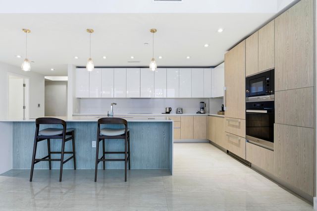 3100 N Ocean Drive N P-1802, Singer Island, FL 33404
