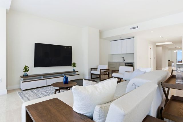 3100 N Ocean Drive N P-1802, Singer Island, FL 33404