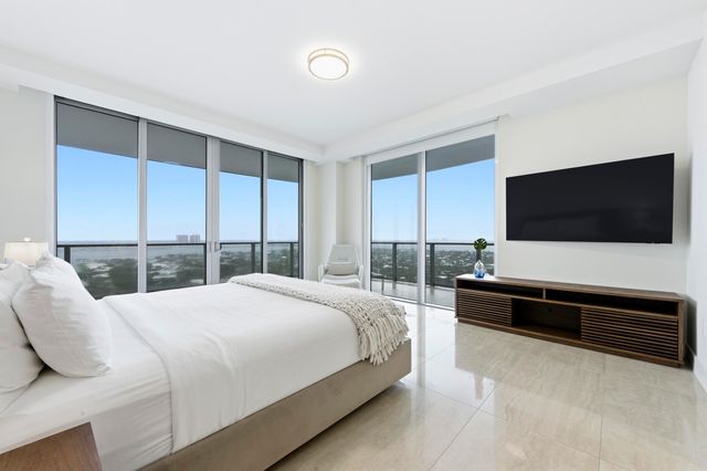 3100 N Ocean Drive N P-1802, Singer Island, FL 33404