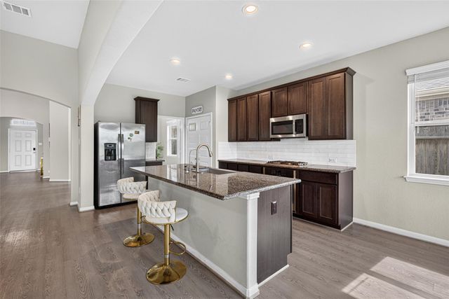3106 Dry Creek Drive, Missouri City, TX 77459