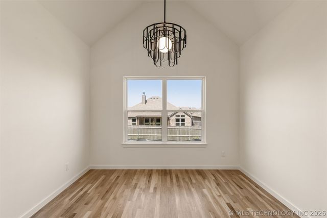 5114 S Everett Drive, Sand Springs, OK 74063
