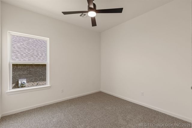 5114 S Everett Drive, Sand Springs, OK 74063