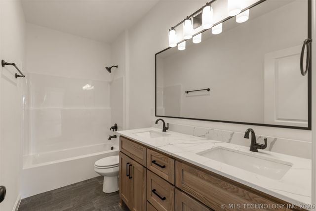 5114 S Everett Drive, Sand Springs, OK 74063