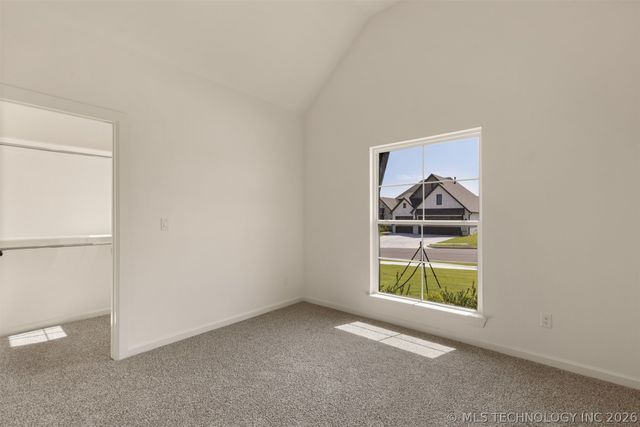 5114 S Everett Drive, Sand Springs, OK 74063
