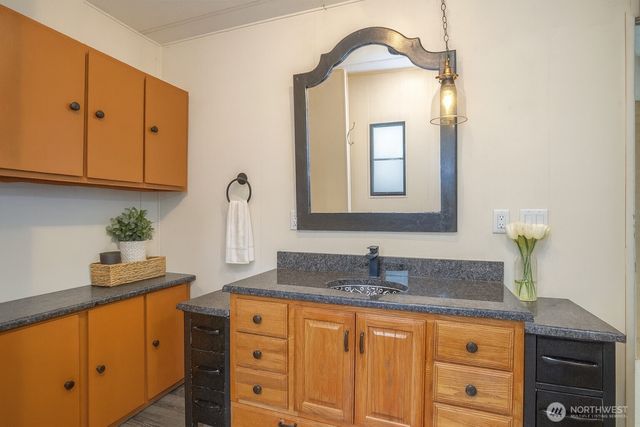 2500 S 370th Street #32, Federal Way, WA 98003