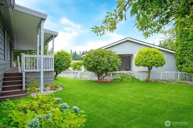 2500 S 370th Street #32, Federal Way, WA 98003