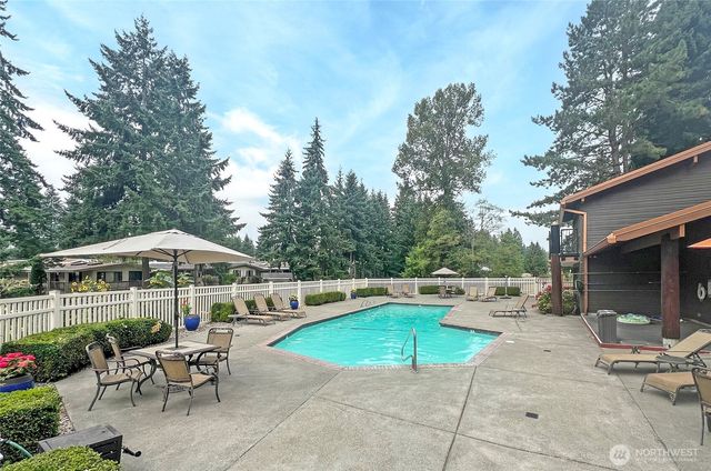 2500 S 370th Street #32, Federal Way, WA 98003