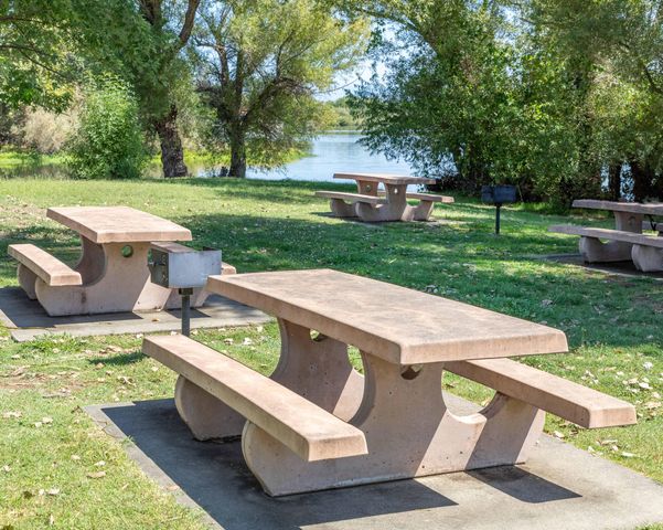 22536 Rio Alto Drive, Cottonwood, CA 96022