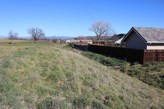 22536 Rio Alto Drive, Cottonwood, CA 96022