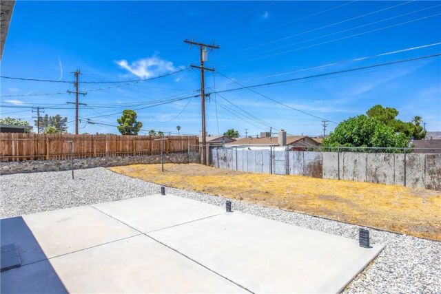 1609 De Anza, Barstow, CA 92311