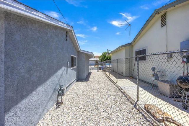 1609 De Anza, Barstow, CA 92311