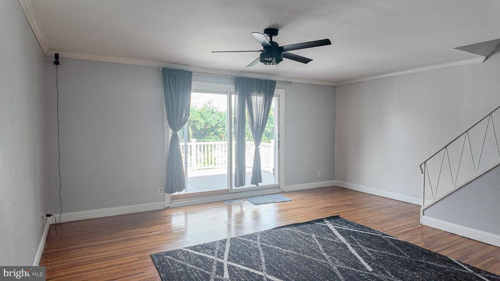 8520 BRIDLE RD, PHILADELPHIA, PA 19111 — photo 3