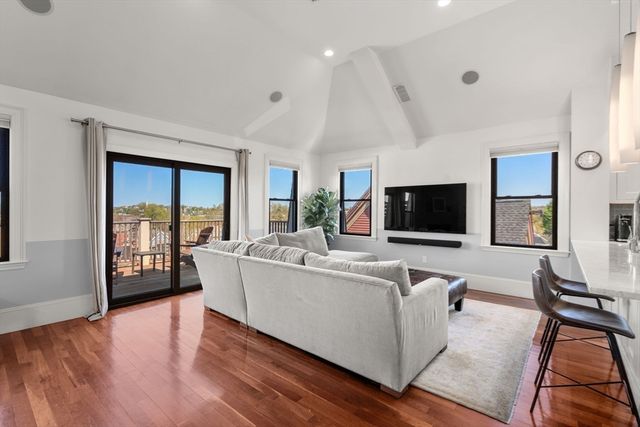 60 Sheridan St. 3, Boston, MA 02130