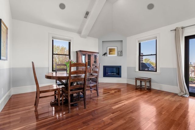 60 Sheridan St. 3, Boston, MA 02130
